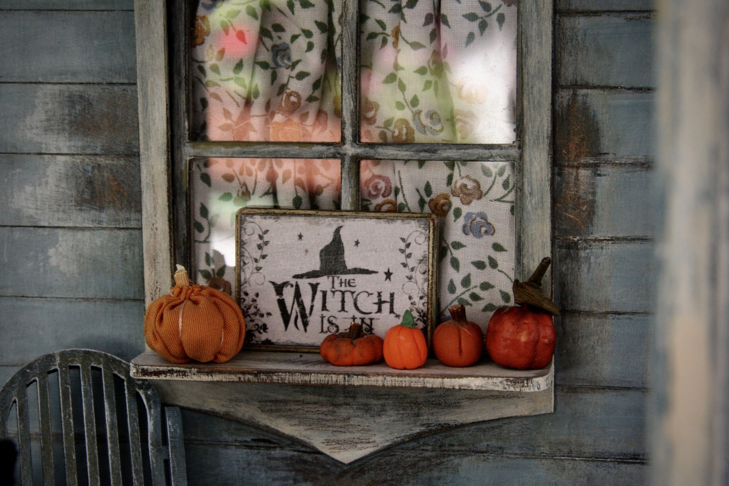 Halloween Gift Basket Ideas For Spooky Fun